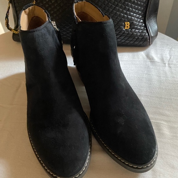 Sam Edelman Pryce Bootie - Picture 3 of 7